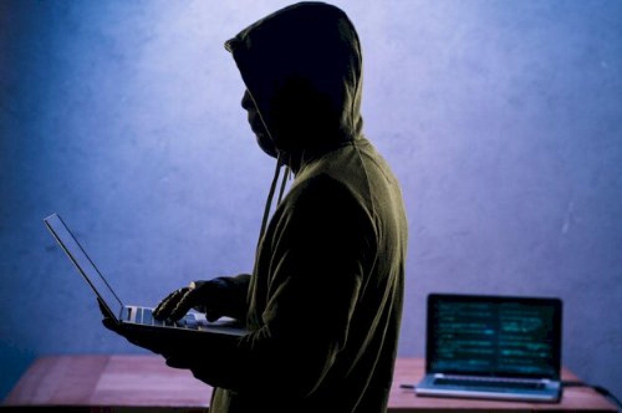5 Sure Ways to Protect Your Laptop from Cyber Criminals.