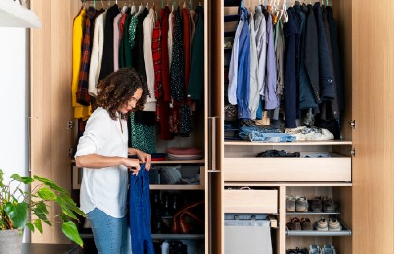 Simple Ways to Change Your Wardrobe on a Budget.