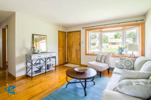 A Guide to Buying the Right Used Furniture and Electronics for Your Home.