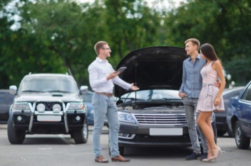 7 Key Features to look out for in cars before buying