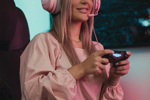 The Ultimate Guide to Choosing the Right Headphones for Online Classes and Remote Learning