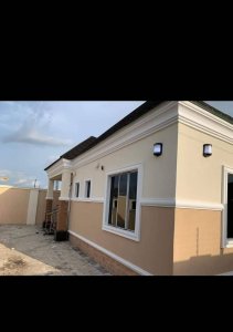 Newly built furnished 3 bedroom bungalow at Emmanuel Estate, iletuntun, Jericho Extension. 8