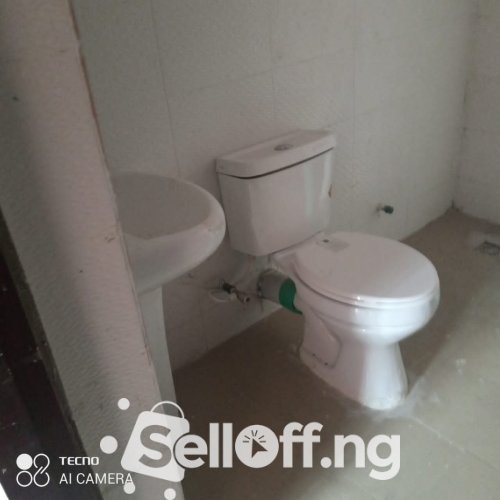 Newly build Standard 3bed @ Ire Akari estate, Akala express.