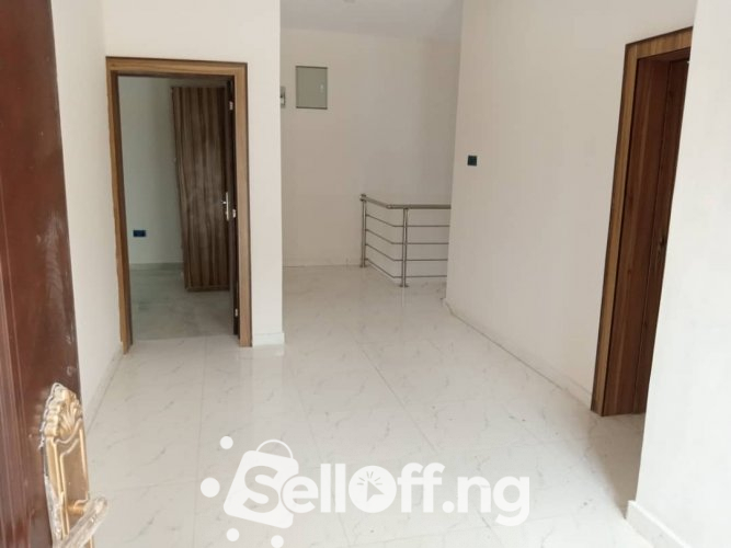 Newly built 4 bedroom detached duplex for sale at Jericho GRA, self compound.