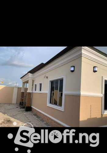 Newly built furnished 3 bedroom bungalow at Emmanuel Estate, iletuntun, Jericho Extension.