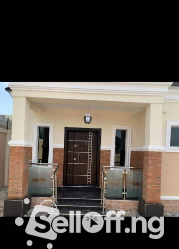 Newly built furnished 3 bedroom bungalow at Emmanuel Estate, iletuntun, Jericho Extension.