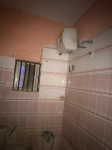 3 bed room apartment at  Bovas oluyole, Ibadan. 5