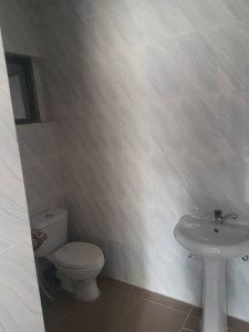 Newly renovated 3bed room flat with all modern facilities @ Abegunde Off Orita challenge, Ibadan. 3