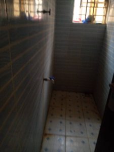 2 bedroom flats at Challenge, Ibadan. 5