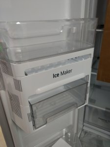 Brand new LG Refrigerator with Inverter Linear compressor. 7