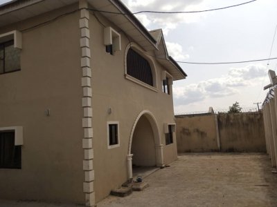 Newly built 3 bedrooms apartment at Oluyole Sharp corner for rent.