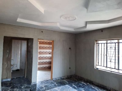 Newly built room and parlour self contain at sharp corner oluyole.