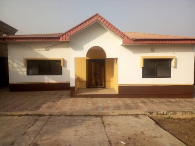 Newly built modern 2 & 3  bedroom bungalow at New garage
