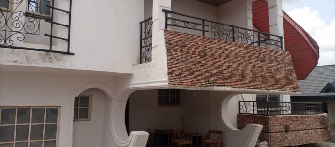 4 bedrooms duplex  all rooms ensuite at orange gate oluyole Sharp corner.