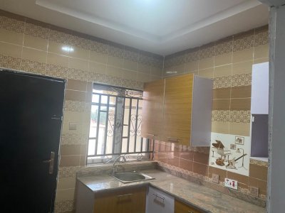 Newly built  3bedroomFlat  with modern facilities for rent at jankata kuola 9