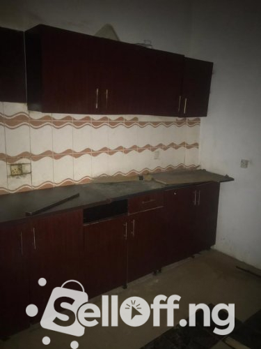 3 bed room apartment at  Bovas oluyole, Ibadan.