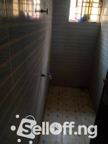 2 bedroom flats at Challenge, Ibadan.