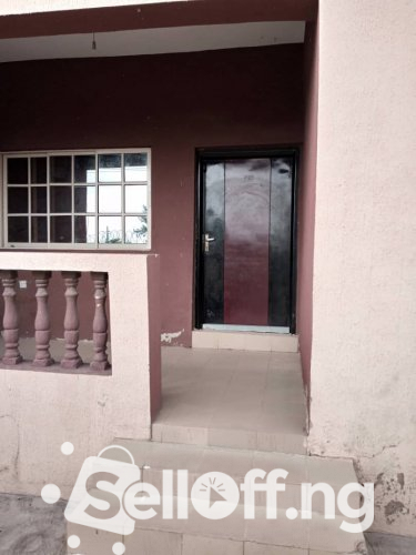 Modern 3 Bedroom Flat With All Facilities At Cele Rainbow (off tiper garage road)