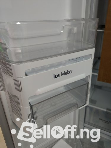 Brand new LG Refrigerator with Inverter Linear compressor.