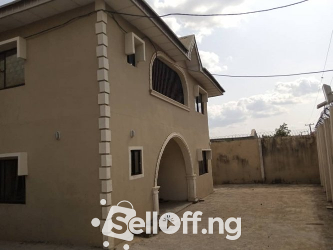 Newly built 3 bedrooms apartment at Oluyole Sharp corner for rent.