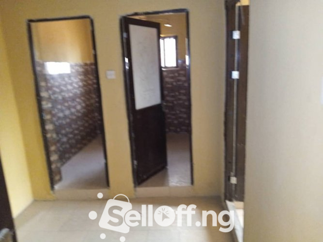 Newly built 3 bedrooms apartment at Oluyole Sharp corner for rent.