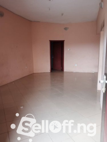 A modern 3 Bedroom flat with  all facilities @ Cele Rainbow (Off Tiper Garage Road), Ibadan.