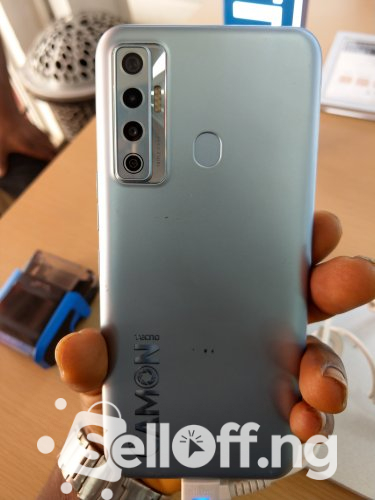 Techno Camon  17 phone.