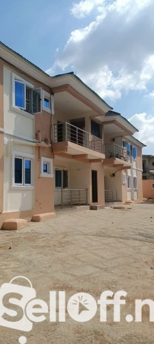 Newly built 3 bedroom flat at Felele Straight, Ibadan.