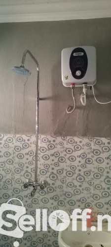 Newly built 3 bedroom flat at Felele Straight, Ibadan.