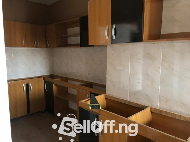 Modern 2bedroom flat to let at Oluyole, Ibadan.