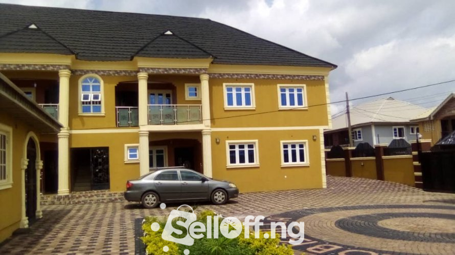 Newly Built 3 Bedroom flat at Akilapa Estate off Jericho with all facilities
