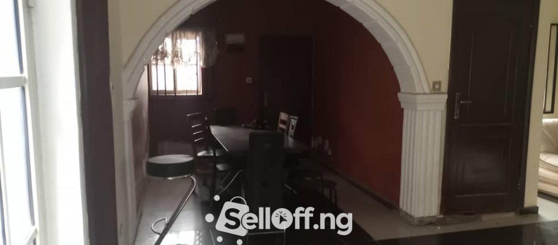 4 bedrooms duplex  all rooms ensuite at orange gate oluyole Sharp corner.