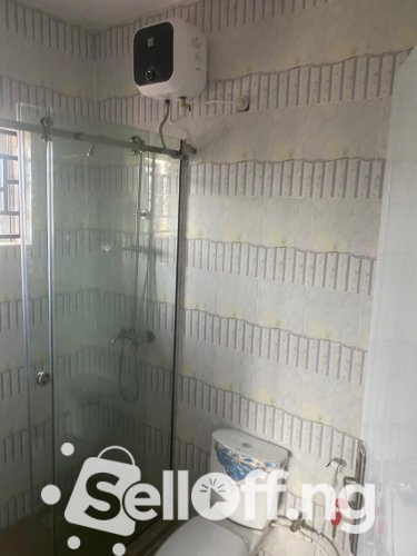 Newly built  3bedroomFlat  with modern facilities for rent at jankata kuola