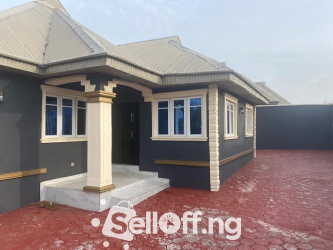 Newly built  3bedroomFlat  with modern facilities for rent at jankata kuola