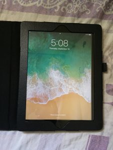 Neat Uk used iPad Pro 9.7 128gb 1