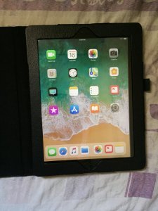 Neat Uk used iPad Pro 9.7 128gb 3