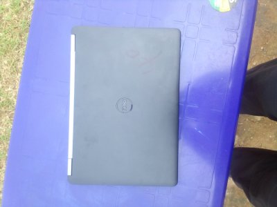 Dell Latitude E7270 corei5