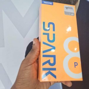 Tecno spark 8 p 2