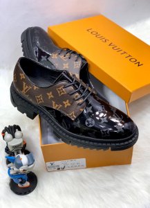 Louis Vuitton Men's Shoe