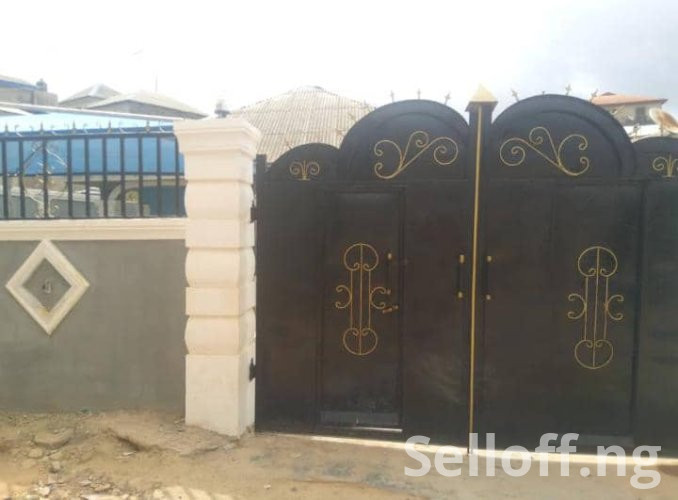 Executive 3 Bedroom Flat And A Mini Flat In A Secured Environment