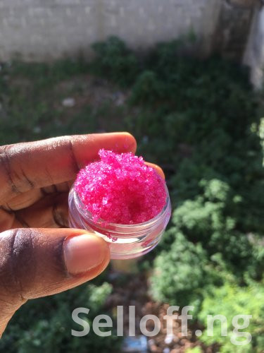 Lip scrub