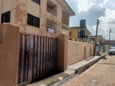 TO LET: 2UNITS OF 4 BEDROOM FLATS, IBADAN