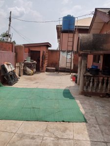 FOR SALE. 5BEDROOM BUNGALOW FOR SALE