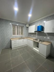 4 bedroom duplex with laundry room and a rooftop 7