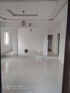 To let: Tastefully Built 4 Bedrooms Bungalow, self compound at Olorunkemi Estate