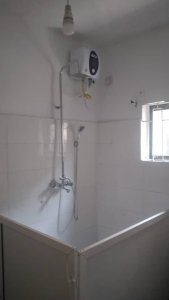 To Let Price slash: A newly renovated 5 Bedroom Duplex behind Fawzy Hotel, Ring-road 8