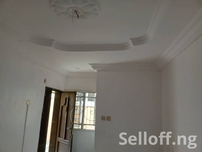 Direct brief: A modern Room and Parlor Self-contained at Alalubosa GRA phase I