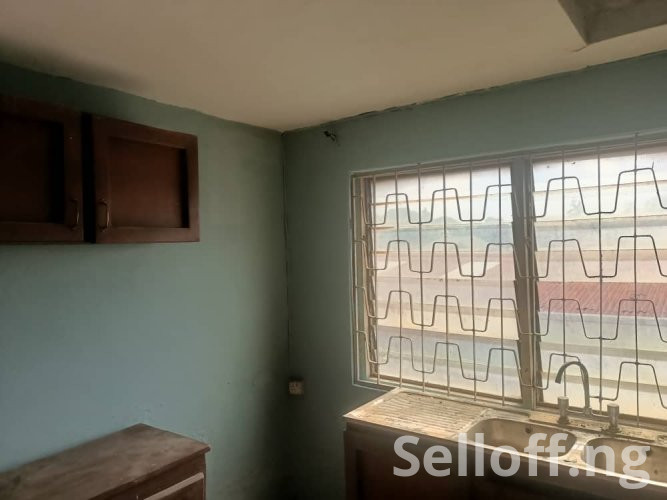 TO LET: 2UNITS OF 4 BEDROOM FLATS, IBADAN