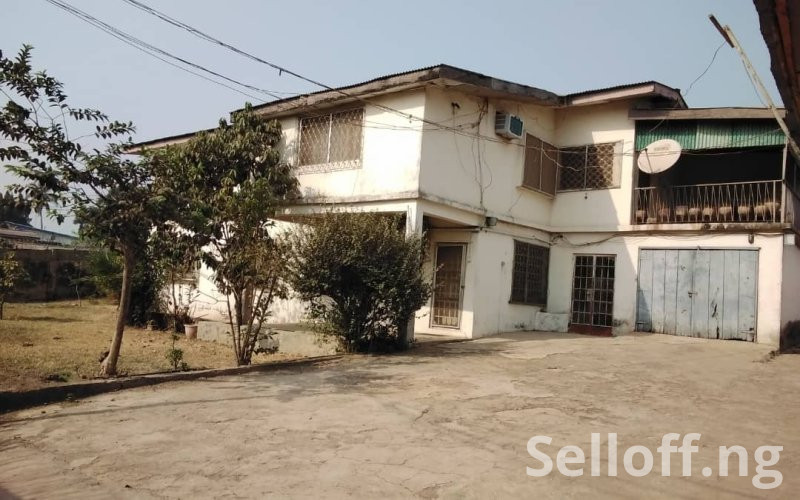 A storey building in the heart of Onireke, G.R.A. Close to the main road.