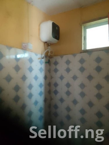 Direct brief: A room + parlour self contained in a gated estate in Iyaganku GRA Ibadan